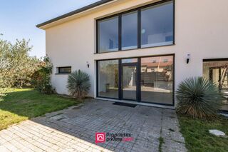  Maison � vendre 7 pi�ces 190 m�