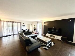  Maison  vendre 8 pices 170 m