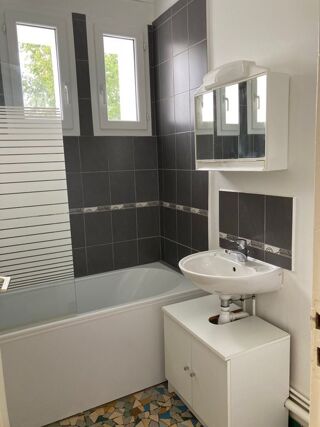  Appartement à louer 2 pièces 30 m²