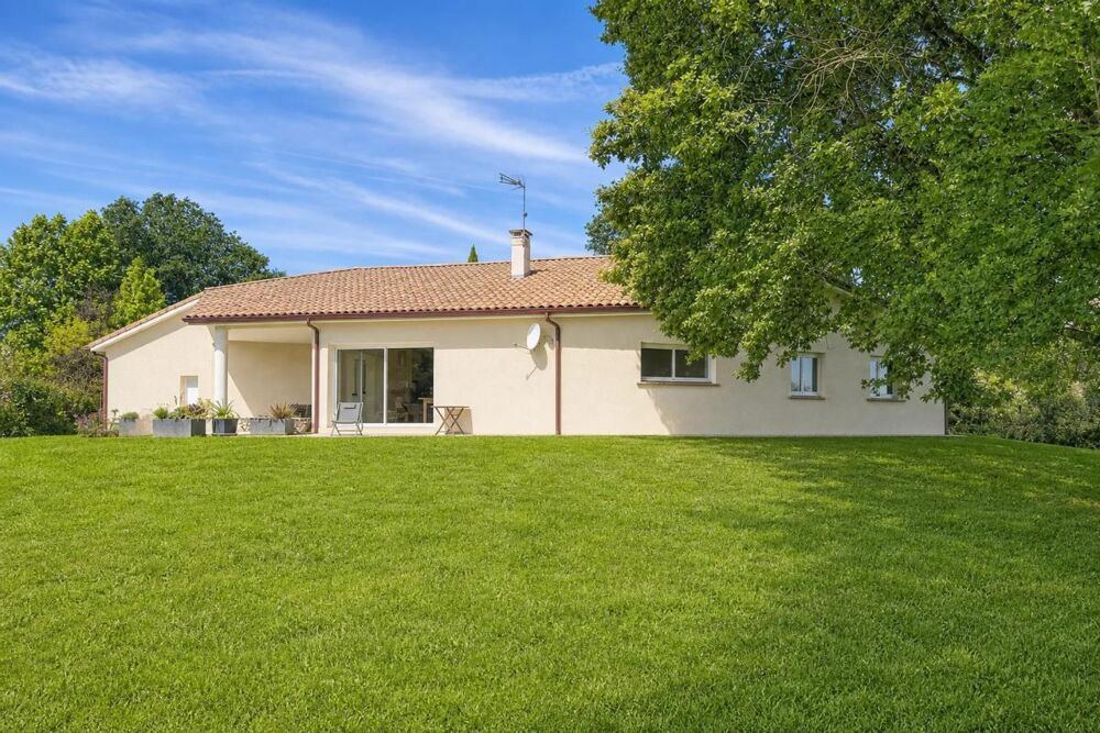 Maison 6 pièces 232 m² · à Castelsarrasin · 232 m² · 399 000 €