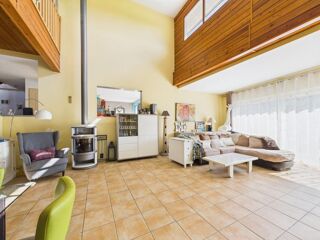  Maison � vendre 5 pi�ces 230 m�