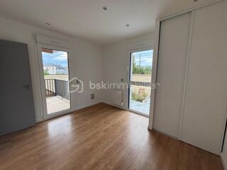  Appartement à louer 2 pièces 39 m²