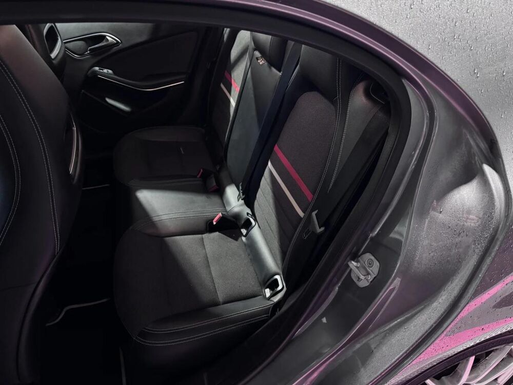 Classe A 180 CDI / d BlueEfficiency (176.012) 2013 occasion 77250 Moret Loing Et Orvanne