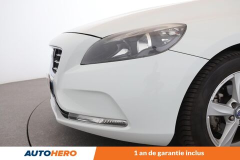 V40 1.6 D2 Momentum 115 ch 2015 occasion 92130 Issy-les-Moulineaux