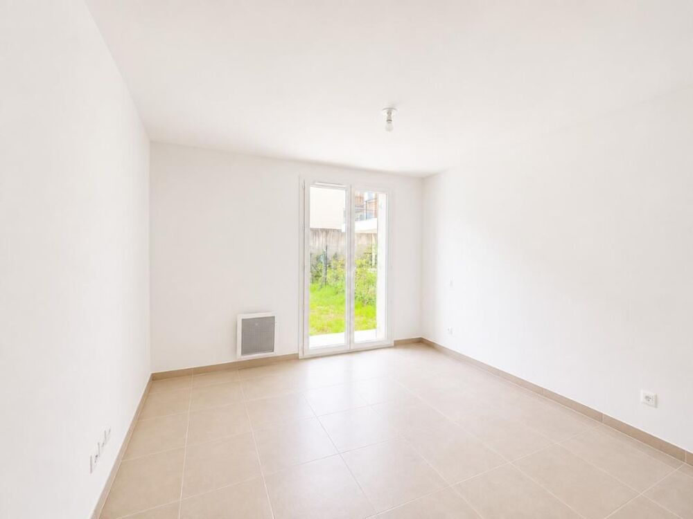 Location Appartement T2 NEUF avec terrasse, jardin et parking à COGOLIN Cogolin
