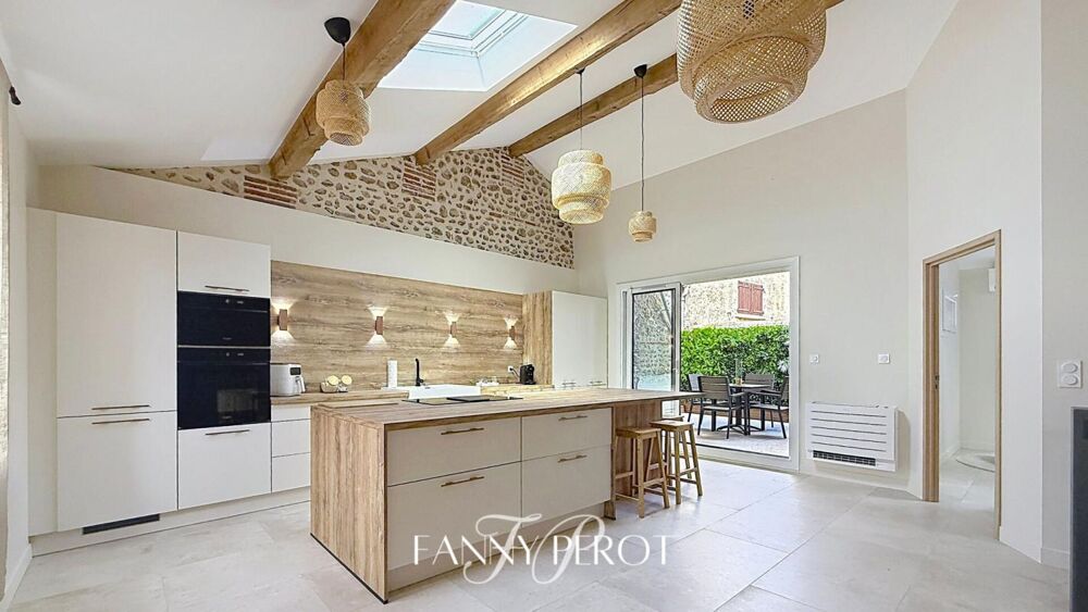 Vente Maison Maison de village remarquablement rénovée avec terrasse et grand garage Canet en roussillon