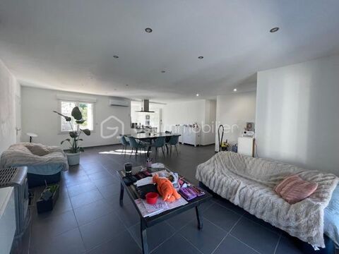   PIERREVERT-VILLA PLAIN PIED 150M� ENVIRON, 4 CHAMBRES, GARAGE TERRAIN DE 2990M� Villa - 7 pi�ce(s) - 150 m�