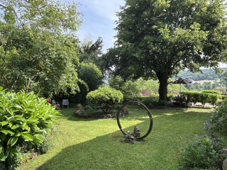  Maison � vendre 9 pi�ces 242 m�