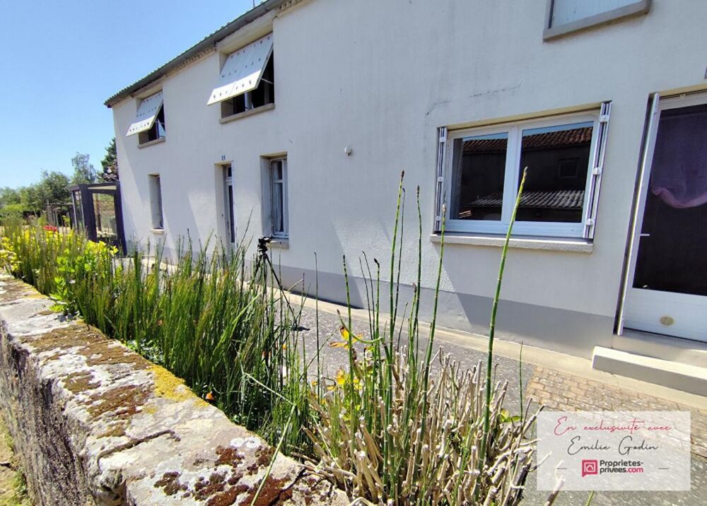 Maison Saint Pierre Des Echaubrognes 7 pièce(s) 153 m2