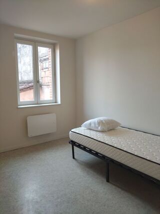  Appartement à louer 3 pièces 60 m²