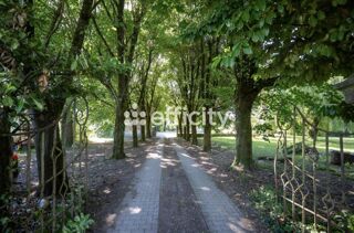  Propriété/château à vendre 10 pièces 408 m² Aoste