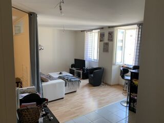  Appartement à louer 1 pièce 46 m²