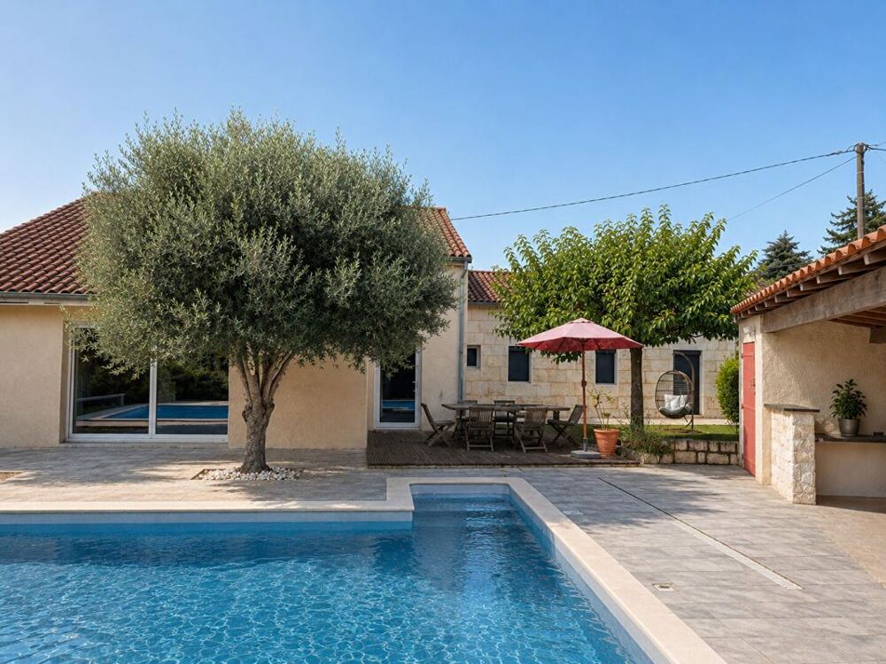 A vendre, superbe maison type provençale à Champcevinel 24750