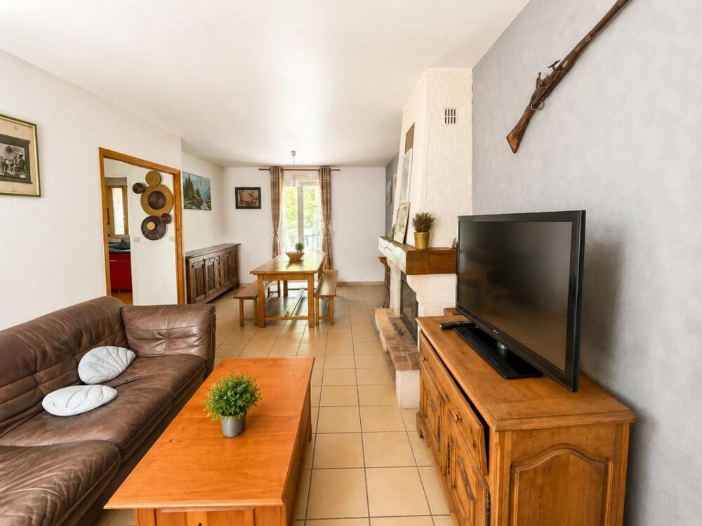 Maison familiale 5 pièces - 105 m²  Fort potentiel à rénover