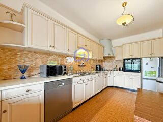  Maison � vendre 8 pi�ces 185 m�