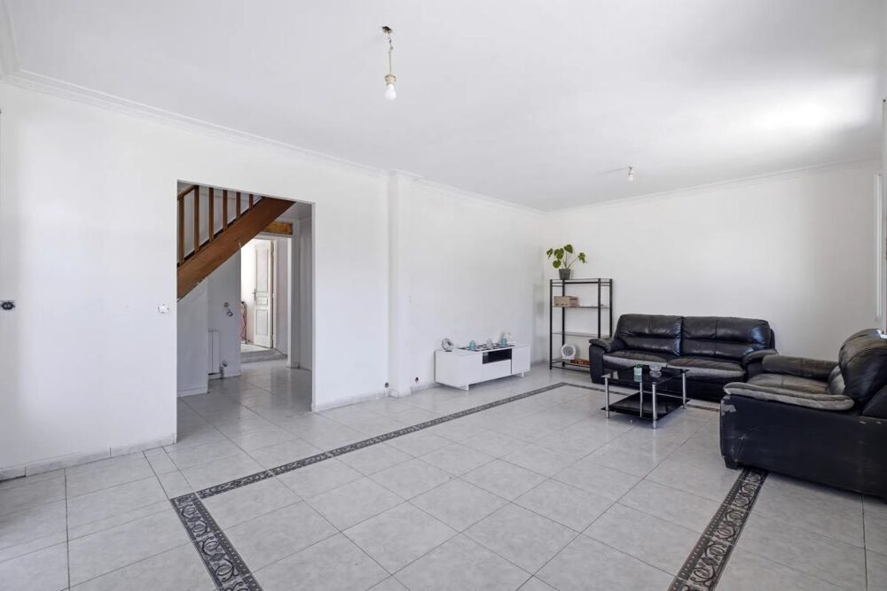 Vente Maison Maison de 6 pièces de 149 m² à Villepinte Villepinte