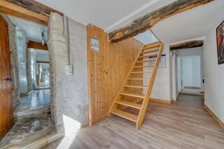  Maison à vendre 12 pièces 239 m²