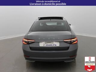 Superb TDI 200 DSG7 Laurin & Klement +Jantes 19 + 2022 occasion 10150 Lavau