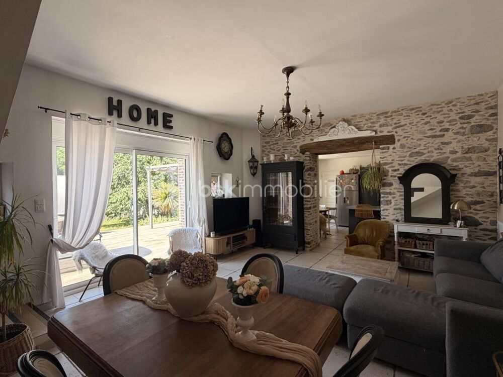 Vente Maison Maison 7 pièces 151m2 4 chambres Laval