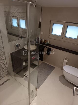  Maison � vendre 8 pi�ces 190 m�