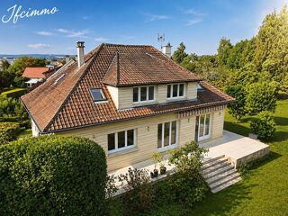  Maison à vendre 8 pièces 240 m²