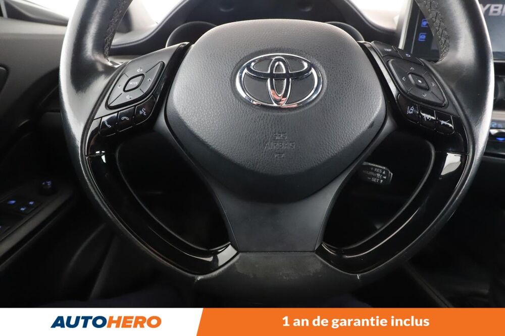 C-HR 1.8 Hybride Dynamic 122 ch 2019 occasion 92130 Issy-les-Moulineaux