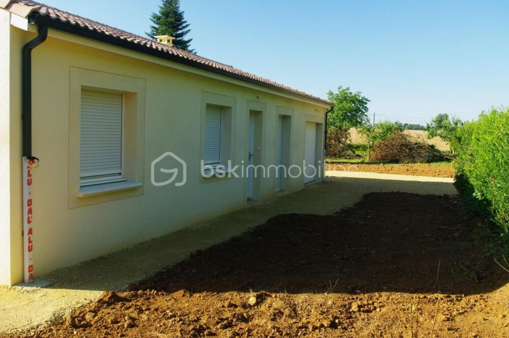 Vente Maison MAISON F4 DE 80 M² AVEC GARAGE – IDÉAL INVESTISSEUR – LOCATAIRE EN PLACE DEPUIS 15 ANS BON PAYEUR Payre