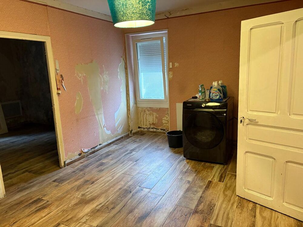 Vente Appartement APPARTEMENT 6 PIÈCES Besseges