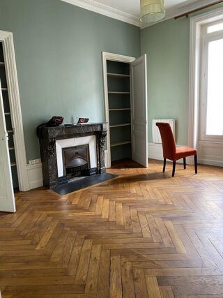  Appartement � vendre 3 pi�ces 84 m�