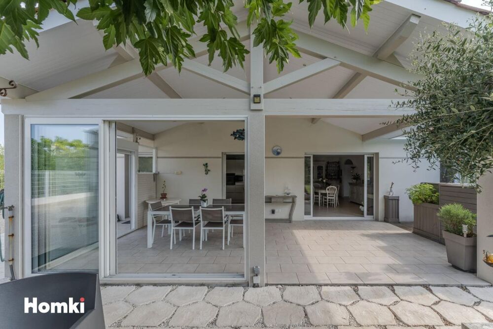 Vente Maison Et si votre prochaine adresse se trouvait entre lac, forêt et océan ? 167 m², 4Chambres, piscine, 1 000 m², fort potentiel à 800 Gastes