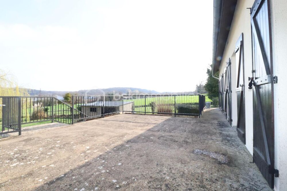 Grande maison aux beaux volumes (8 pièces 175m²) 5 ou 6 chambres avec sous-sol total (85m²)