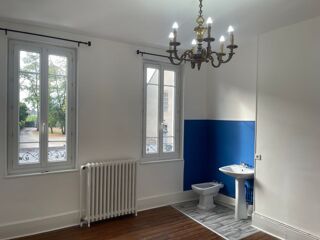 Appartement à louer 5 pièces 96 m²