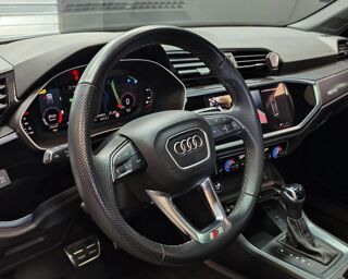 Q3 35 TFSI S line 2024 occasion 06700 Saint Laurent Du Var