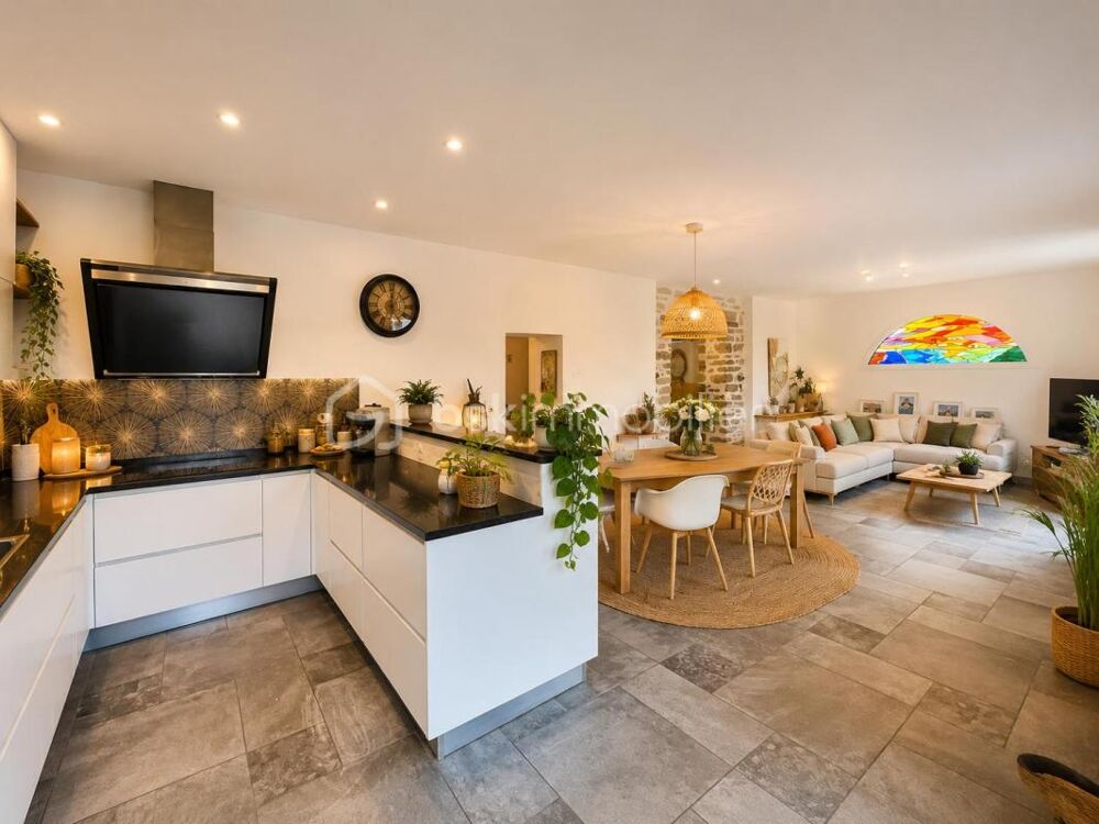 Proche Biarritz, Maison 110m2 + 2 T2 et un atelier- proximité toutes les commodités