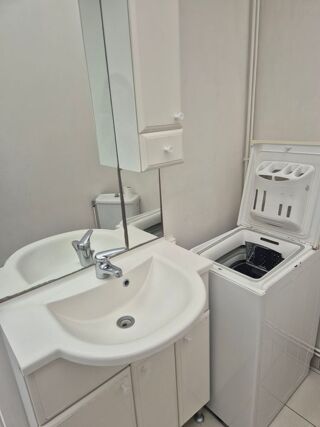  Appartement à louer 2 pièces 34 m²