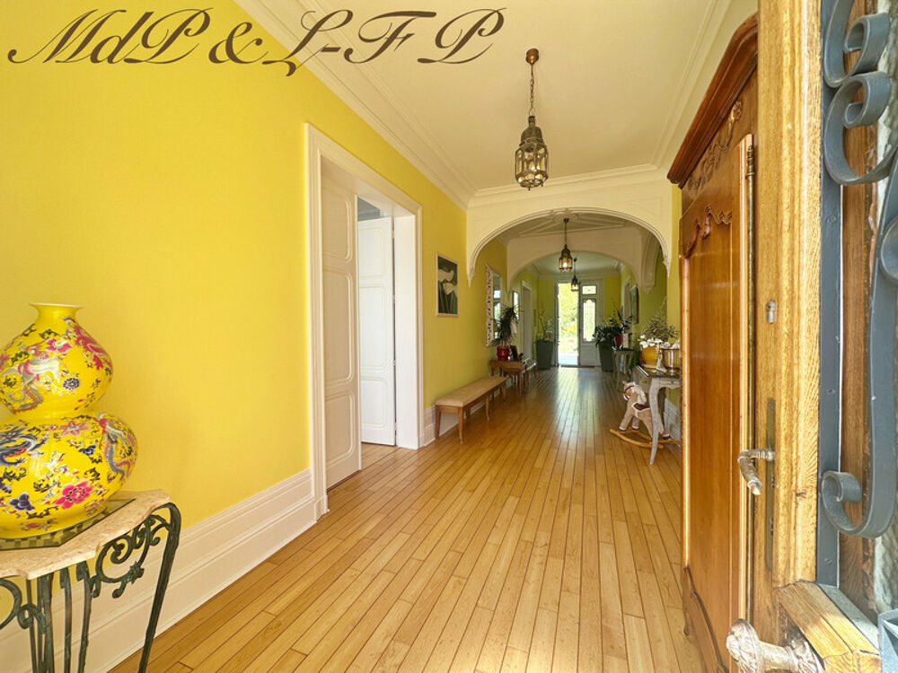 � vendre  Propri�t�/ch�teau Cl�rac (17270)