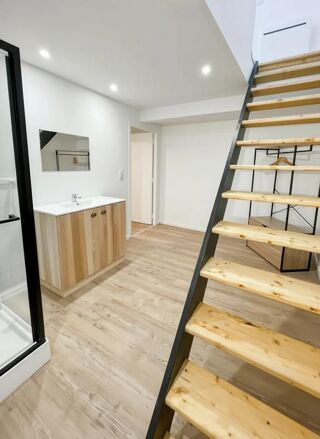  Appartement � vendre 9 pi�ces 200 m�
