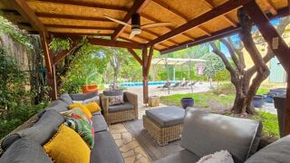 Vente Maison Villa de plain-pied avec piscine, panneaux solaires et jardin Saint gervais