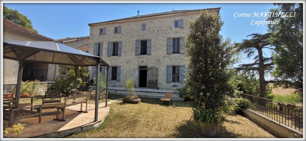 Vente Propriété/Château Propriete à vendre 22 pièces proche de AGEN (47) 4 habitations 885 m² + dépendances, 27 ha Agen