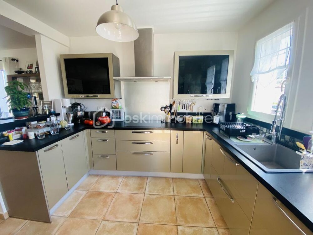 Vente Appartement VIAGER OCCUPE - Appartement 120 m2 avec terrasses H 82 / F 75 Le beausset