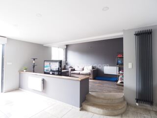  Maison  vendre 9 pices 246 m