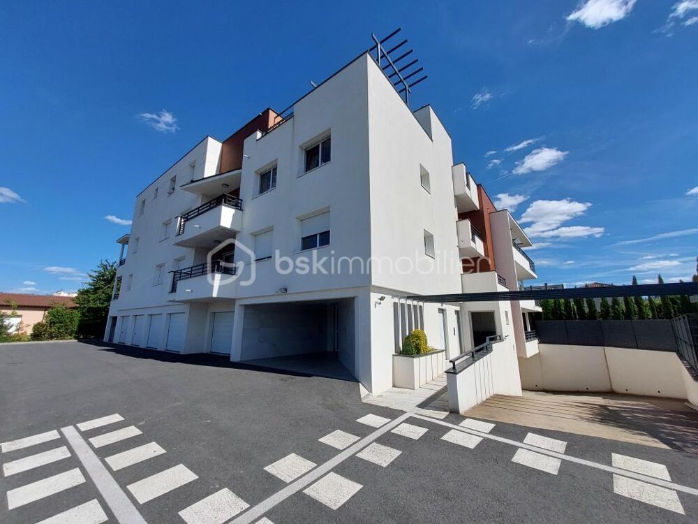 ? CLERMONT-FERRAND  T3 RÉCENT AVEC TERRASSE ET GARAGE EN SOUS-SOL