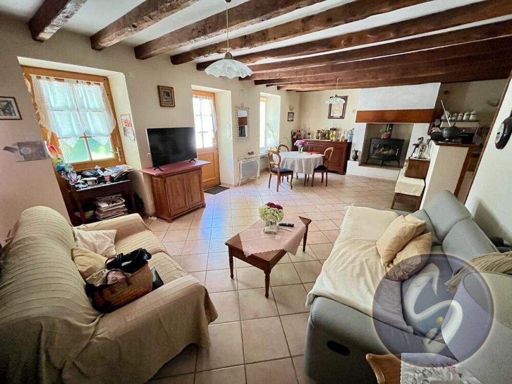 Maison en pierre avec gîte indépendant à Ruffiac - 205 000