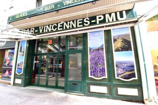  Immeuble à vendre 5 pièces 190 m²
