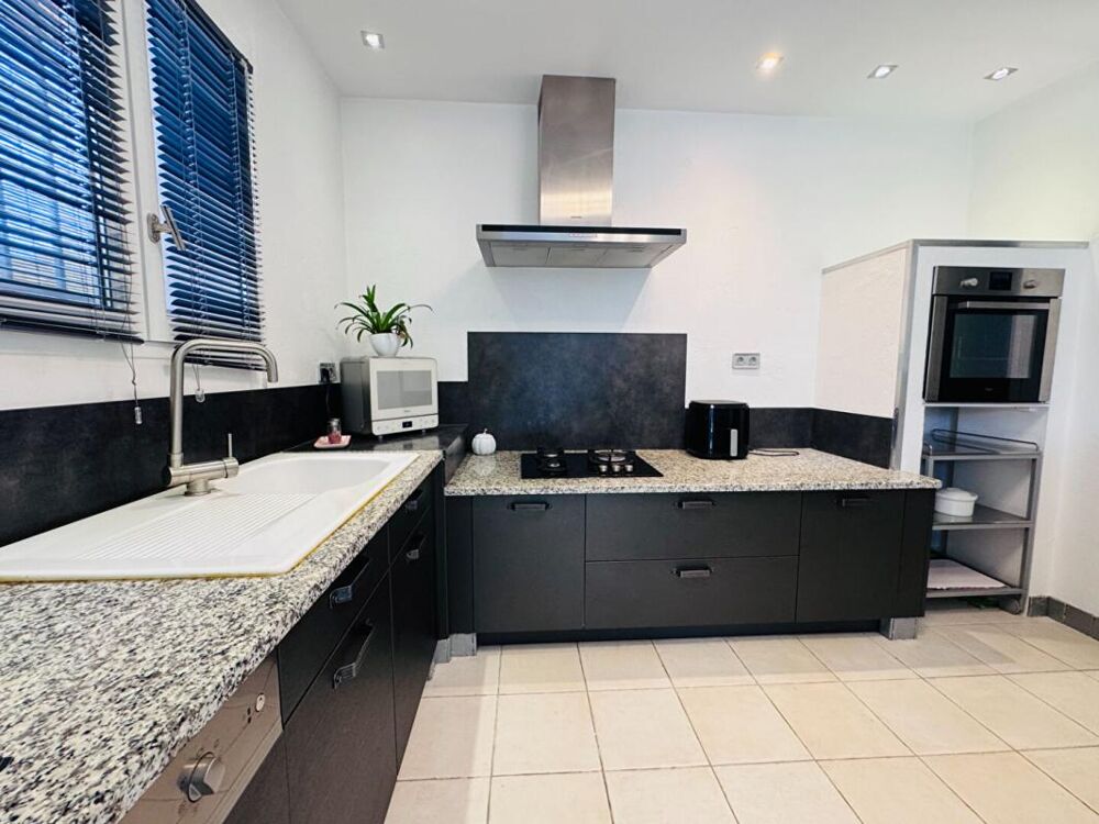 à vendre  Villa Porto-Vecchio (20137)