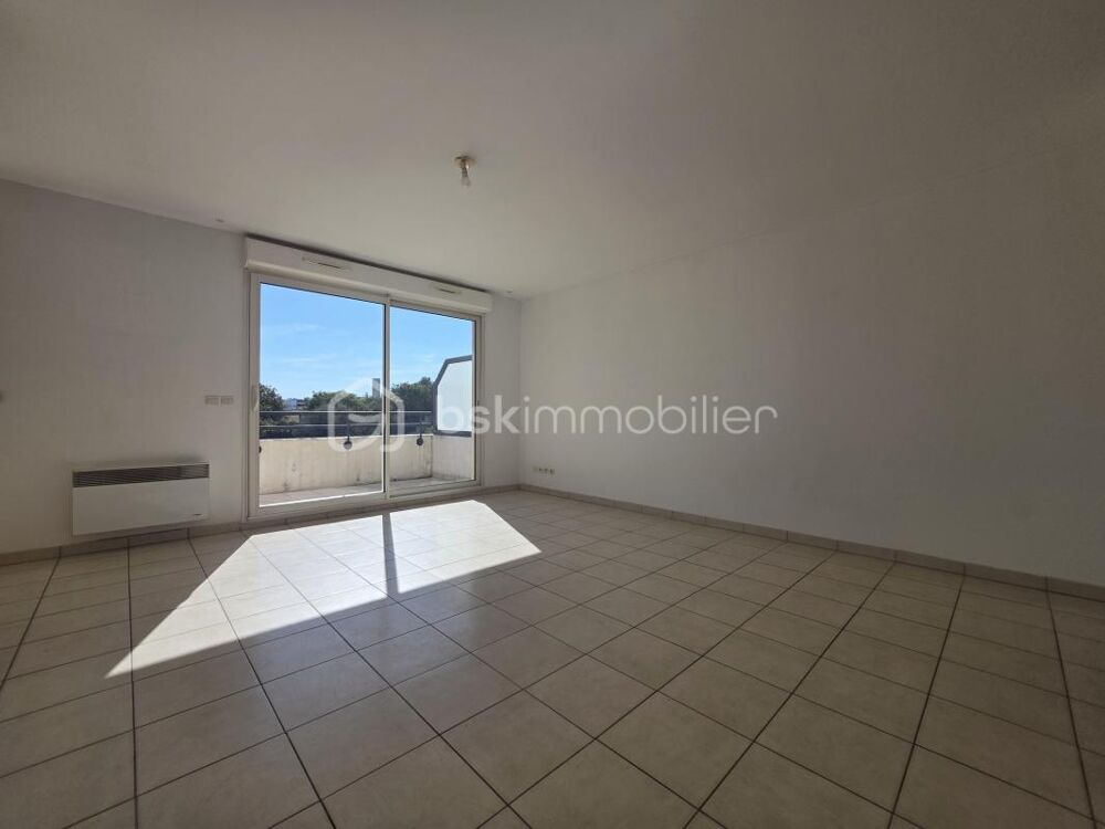 Vente Appartement Marseille (13) - Appartement T3 - 62m² avec terrasse + 2places de parking. St Jérome Marseille 13