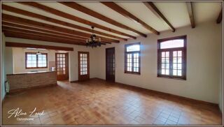  Maison  vendre 8 pices 132 m