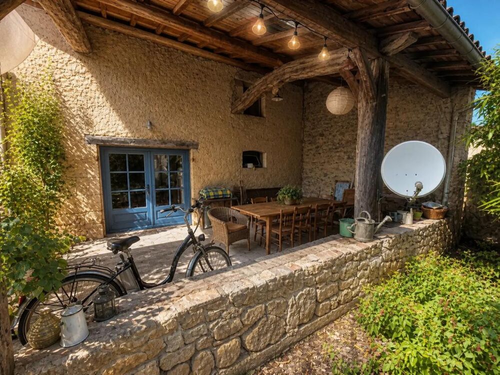 Ensemble immobilier de caractère de 290 m2 avec Gîte - Noaillan
