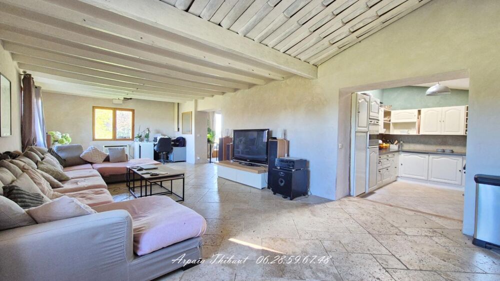 Maison de plain-pied 192 m² sur plus de 8 000 m² - idéale pour projet familial ou une activité d'accueil