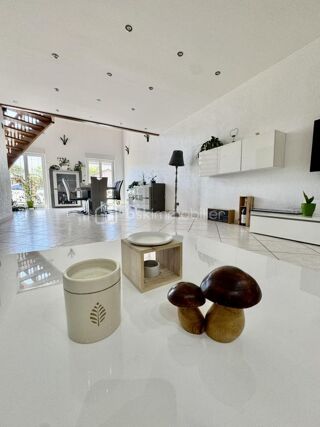  Maison à vendre 6 pièces 187 m²